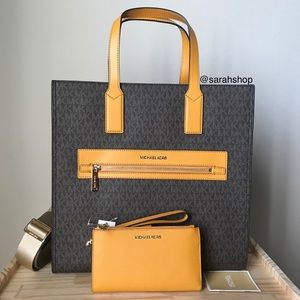 🌼Michael Kors Set